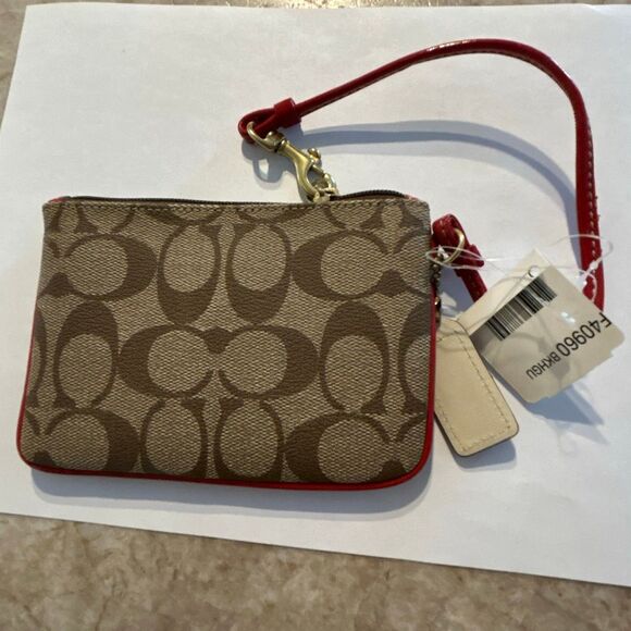 COACH Signature Print Wristlet NWT - Picture 4 of 5